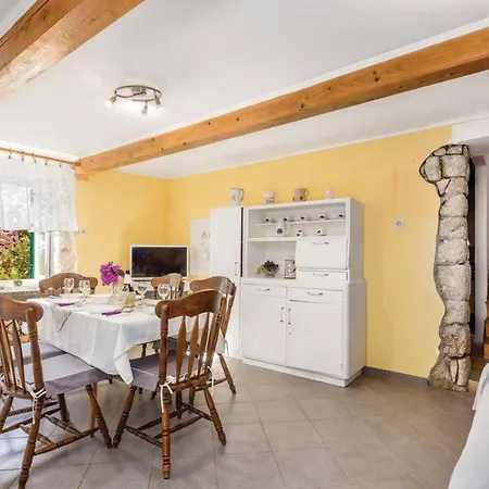 Fuer 6 Personen In By Interhome スペタルスカ・ドラガ