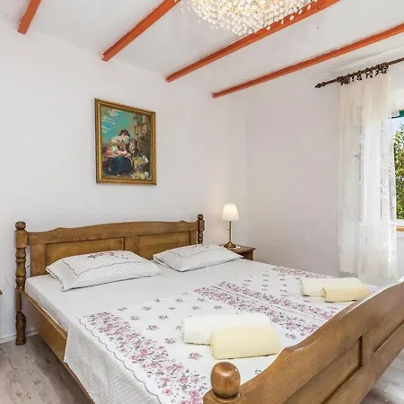 Fuer 6 Personen In By Interhome Holiday home *